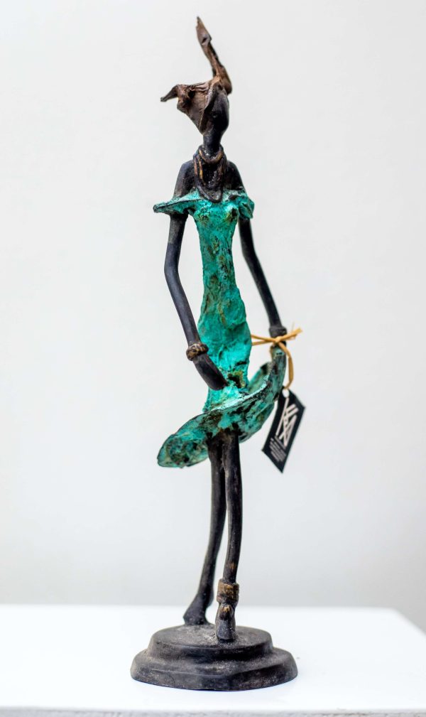 Figurine demoiselle